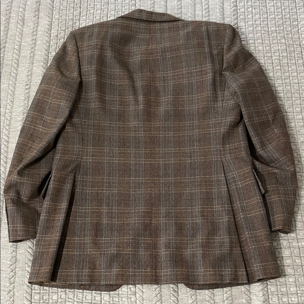 Vintage Brown and Blue Plaid Men's Blazer - Picture 8 of 10
